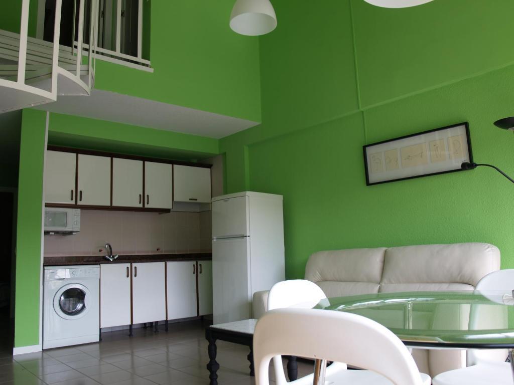 Apartamentos Zenit Mar Noja Quarto foto