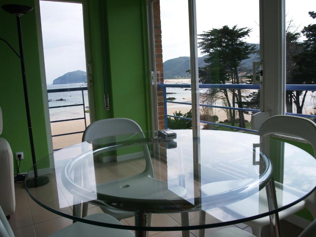 Apartamentos Zenit Mar Noja Quarto foto